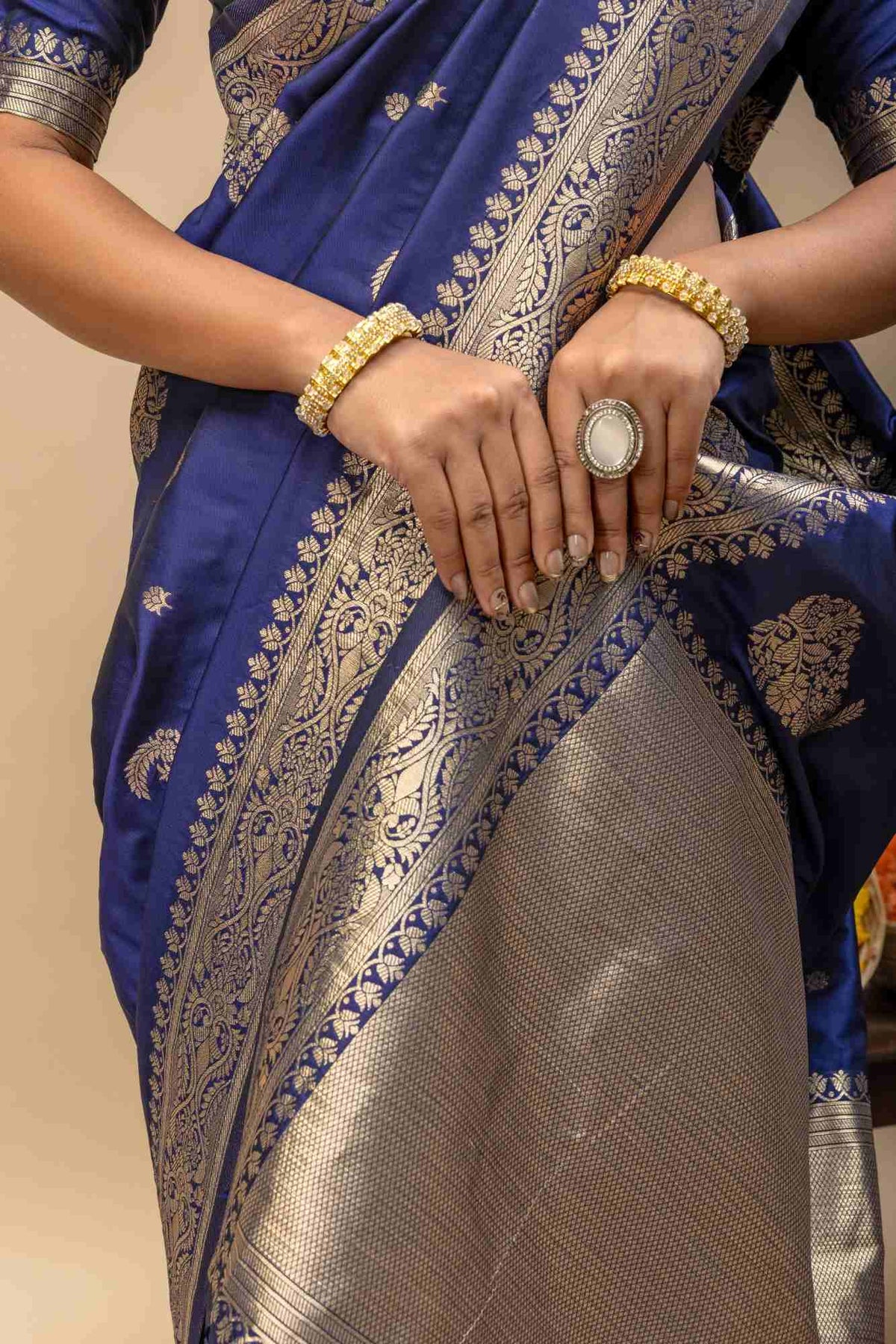 Traditional Midnight Blue Kanjivaram Style Silk Saree with All-Over Kalka Zari Work & Blouse Piece