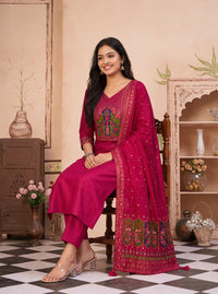 Royal Rani Pink Silk Kurti Pant Set with Traditional Peacock Printed Dupatta